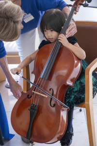 Music Mobile_cello