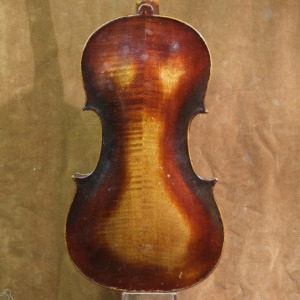 Katrin violin back