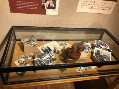 Paul Leeser glass case
