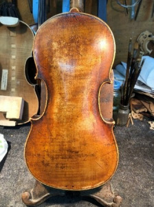 Russo violin back