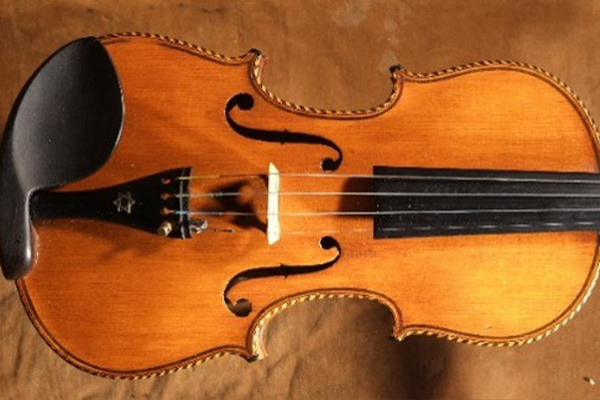 18 The Shlomo Violin