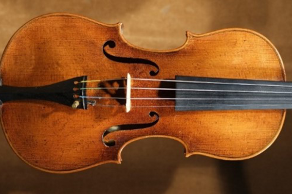 32 The Erich Weininger Violin