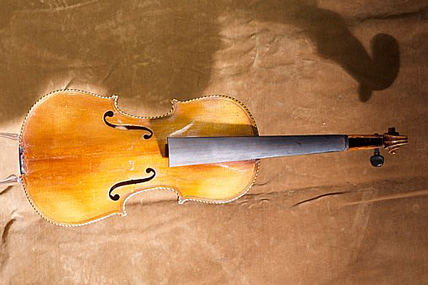 37 The Klezmer violin (Invasion of Normandy)