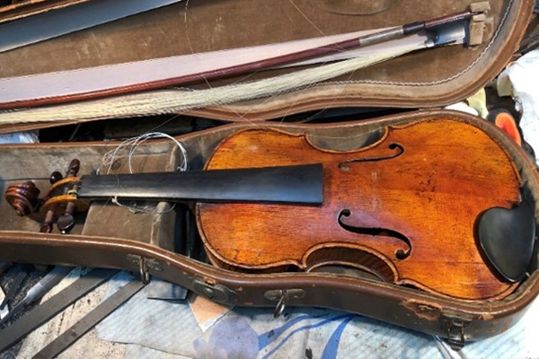 72 The Storch Violin