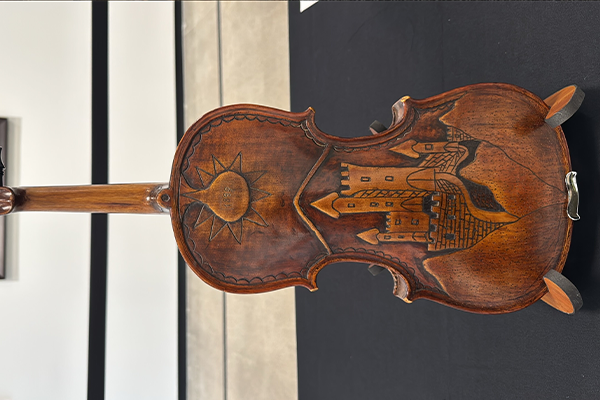106 Unidentified violin