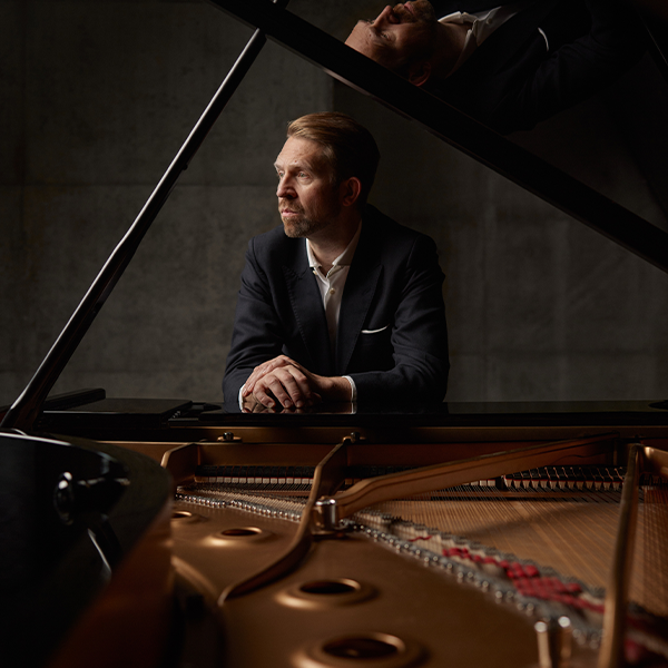 Leif Ove Andsnes, piano